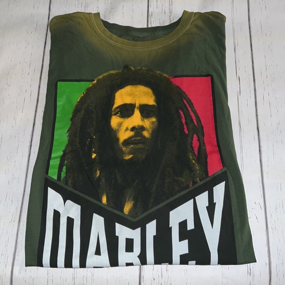 Bob Marley - Picture 2 of 3